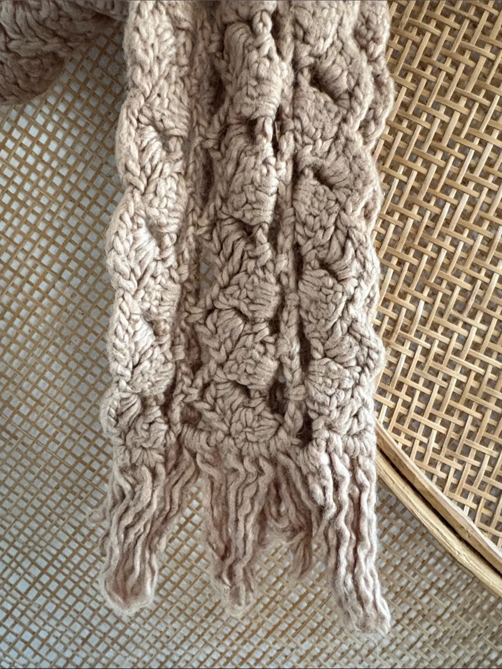 Source Unknown Chunky Crochet Scarf in Beige